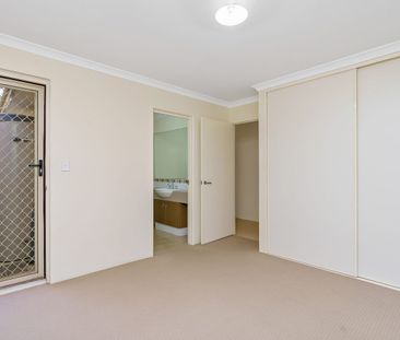 Easy care 3x2 Home - Photo 6