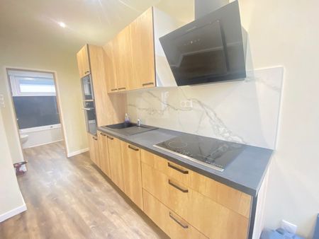 Geluwe - Volledig gerenoveerd appartement met garage - Photo 3