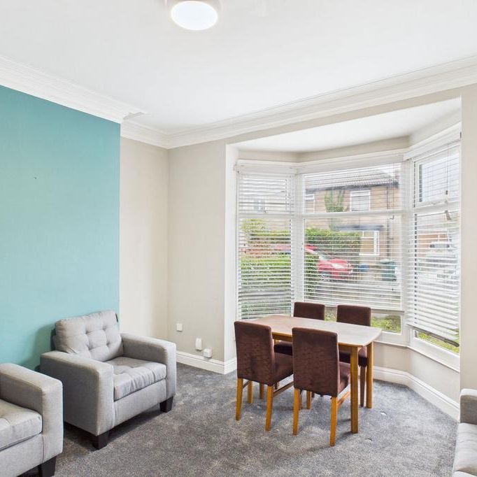 4 bedroom terraced house to rent - Photo 1