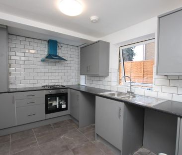 1 bedroom terraced house to rent - Photo 3