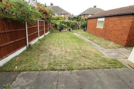 Taunton Drive, Aintree Village, Liverpool, L10 - Photo 2