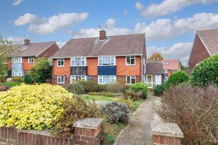 Gerrards Close, N14 - Photo 2