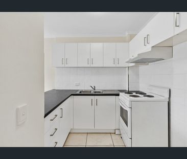 Burleigh One Bedroom Unit! - Photo 6