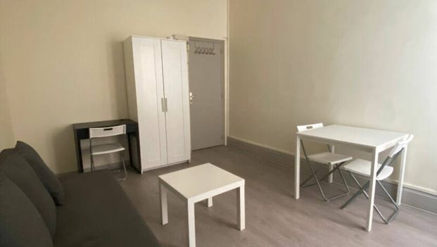 Studio meublé et rénové - proche ARTEM - Photo 1