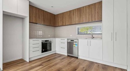 2/228 Blenheim Road, Riccarton - Photo 2