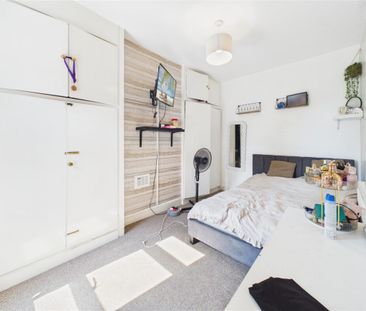 3 bedroom Terraced House to rent - Photo 6