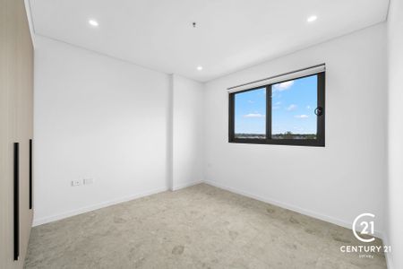 Walking Distance to Train Station and Coles Woolworths Brand-New Apartment with Top-Tier Amenities - Photo 3