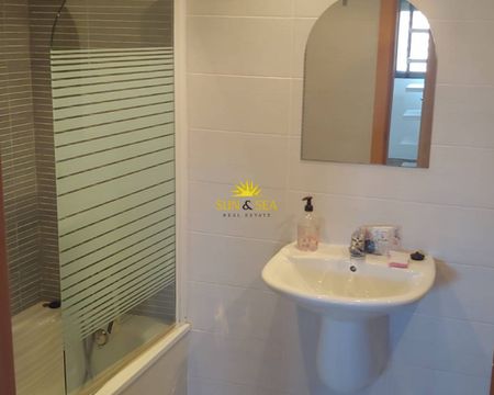 THREE-BEDROOM APARTMENT – ALICANTE - Photo 3