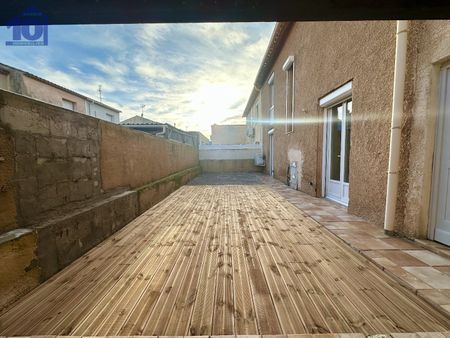 Location Maison 5 pièces 83m² VALRAS PLAGE 34350 - Photo 4