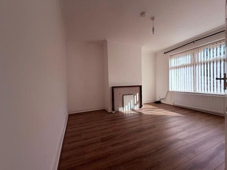 3 bedroom semi-detached house to rent - Photo 3