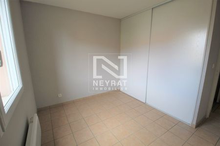 APPARTEMENT T3 A LOUER - Photo 2