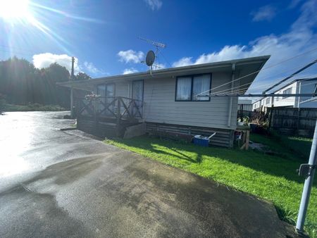 10A Christmas Road, Manurewa, Auckland - Photo 2