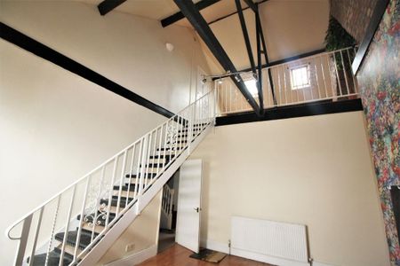 5 bedroom terraced house to rent - Photo 3