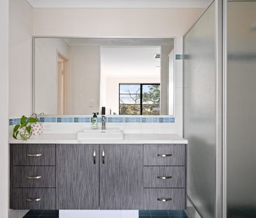 4 Heyford Parade, Bertram, WA 6167 - Photo 4