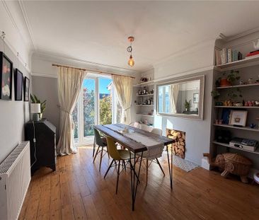 3 bedroom end of terrace house to rent - Photo 2