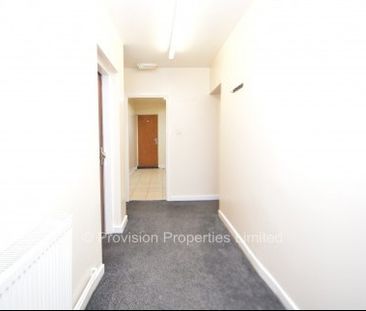 3 Bedroom Flats in Leeds - Photo 5