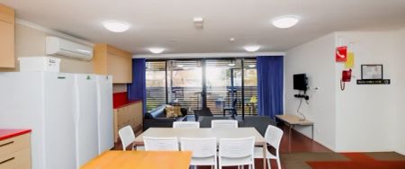 Single Room - Photo 2