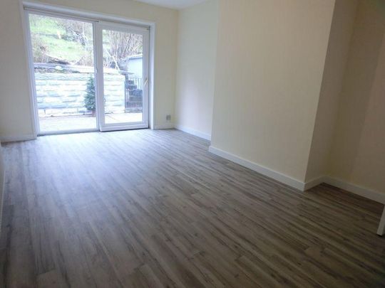 2 bedroom bungalow to rent - Photo 1