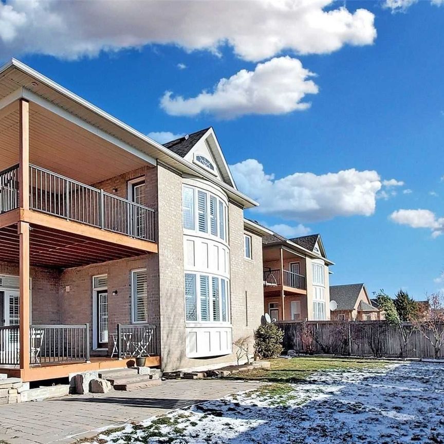 For Lease - 8 Pasadena Avenue, Brampton, Ontario - Photo 1