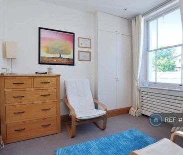 3 bedroom flat to rent - Photo 4