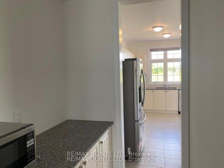 For Lease - 23 Wellers Way, Quinte West, Ontario - Photo 5