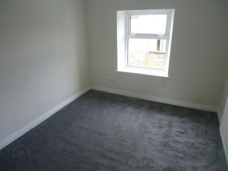 6 Market Street, Lack, BT93 0DT - Photo 2