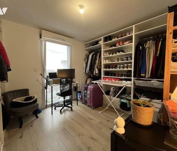 REIMS - Appartement de Type 3 avec balcon et place de parking. - Photo 5