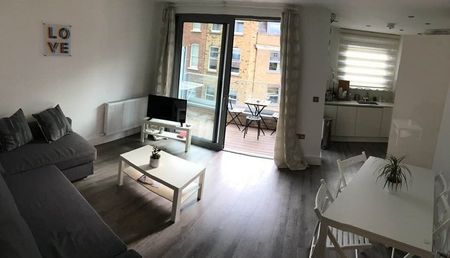 1 Bed Flat, Boleyn Road, N16 - Photo 2