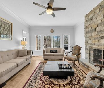 For Lease - 2434 Deer Run Avenue, Oakville, Ontario - Photo 1