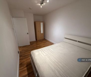 3 bedroom maisonette to rent - Photo 3