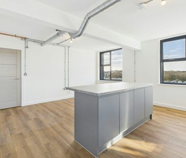 Flat to rent on - Photo 4