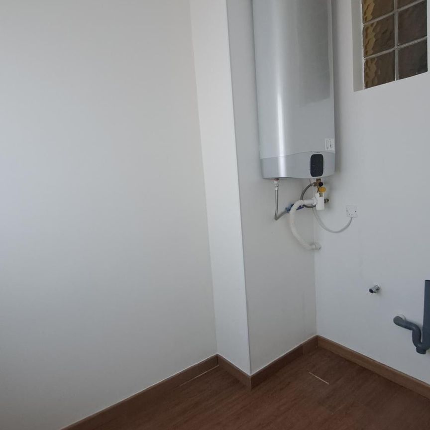 Location Appartement 3 pièces 58m² ANTIBES 06600 - Photo 1