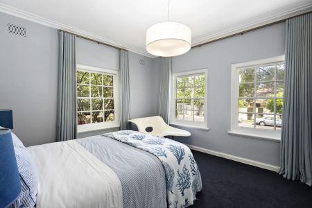 Furnished Toorak Sanctuary in Exclusive Boutique Block - Photo 3