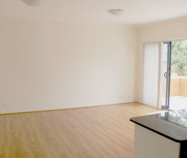 Two Bedroom Apartment In The Heart Of Merrylands - Photo 1