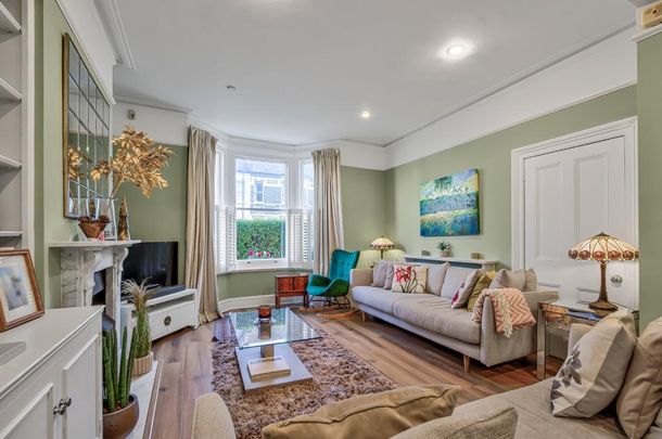 3 bedroom semi-detached house to rent - Photo 1