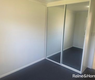 Recently Renovated Two Bedroom Granny Flat - Photo 4
