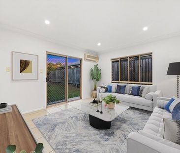 Beautifully Presented Family Home with Three Living Areas - Photo 5