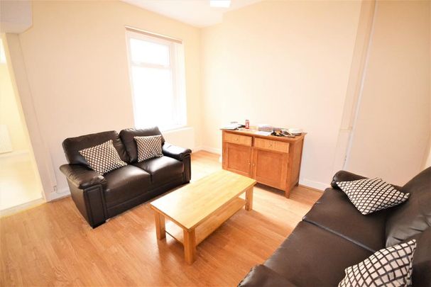 4 bedroom house to rent - Photo 1