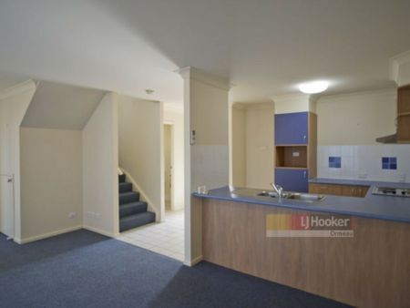 NEAT AS A PIN! - Photo 5