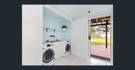 TRANQUIL PARK SETTING IN MOOROOKA - LAST ONE!! - Photo 4