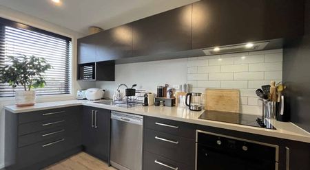 New Year, New Home! - Photo 5