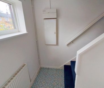 Drakes Drive, STEVENAGE - Photo 1