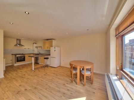 Fleetwood Court, Leicester - Photo 3