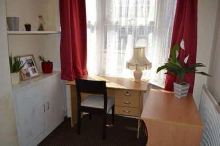 2 bedroom house to rent - Photo 3