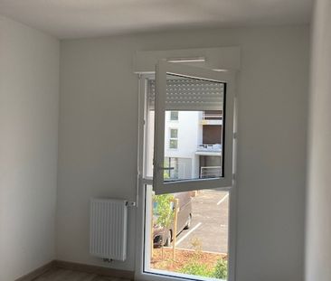 Location Appartement 2 pièces 43m² - Photo 4