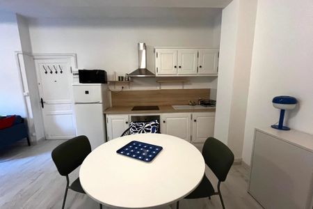 A louer, Studio centre ville! - Photo 2