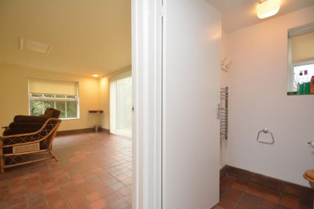 3 bedroom detached house to rent - Photo 3