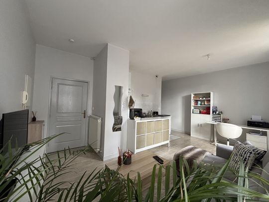 Location Appartement 2 pièces 41m² POITIERS 86000 - Photo 1