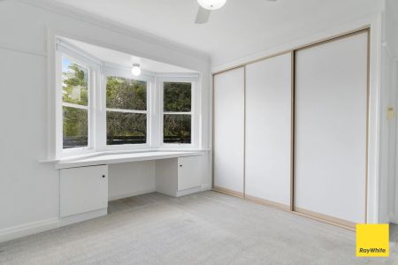 221 Queen Street - Photo 2