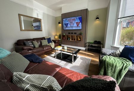 7 Bed Terraced House, Harringay Avenue, L18 - Photo 2